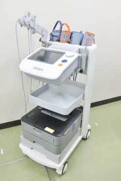 血圧脈波検査装置　formPWV/ABI